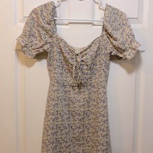 Short Sleeve Dress small Flower Print Very Elegant